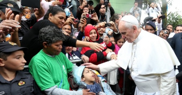 Папа Римский в бразильской больнице